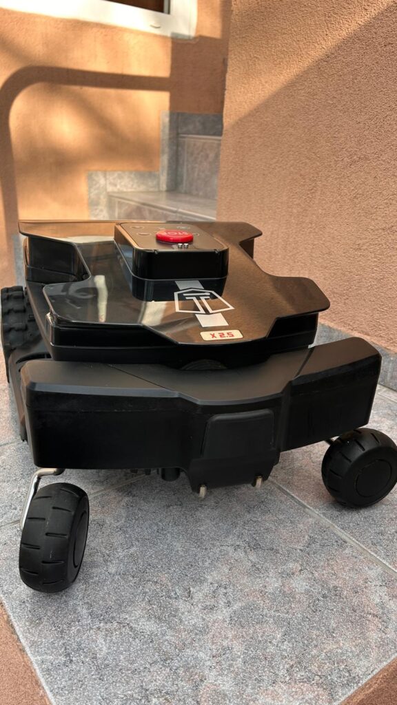 Roboty koszące FJDynamics Wągrowiec